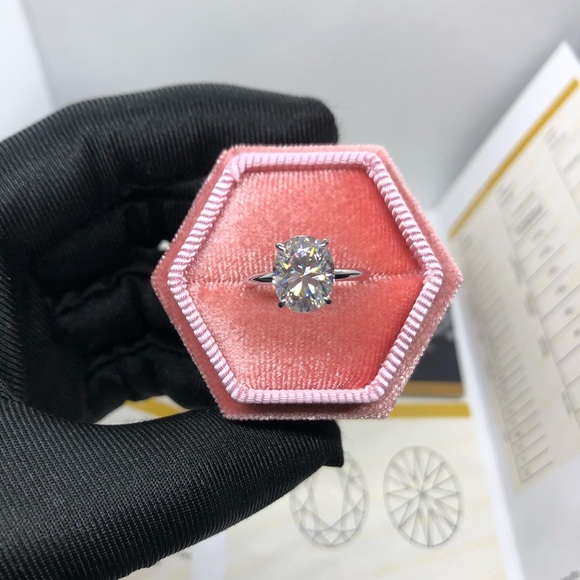 14k moissanite ring with Certificate - Picture 5 of 15